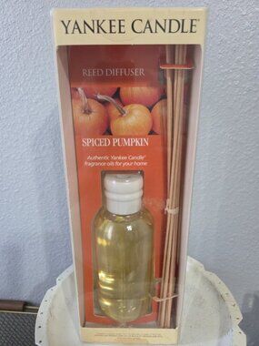 YANKEE CANDLE Reed Diffuser Spiced Pumpkin fragrance oil  7.8 fl oz NIB